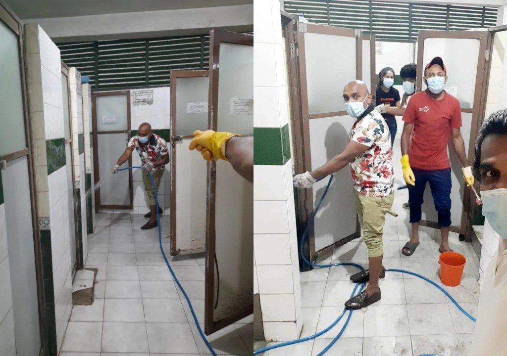 දළදා වන්දනාවට දුන් මුස්ලිම් පල්ලි තිතටම ක්ලීන් කරයි.