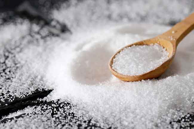 මනුස්සයෙක් දවසට කන්නේ ලුනු ග්රෑම් 7යි. මාස හයකට හරියන්න ලුණු ගෙදරට ගෙනිහින්… මාධ්ය මවපු ලුණු හිඟය නිසා පාරිභෝගිකයින් බය වෙලා..