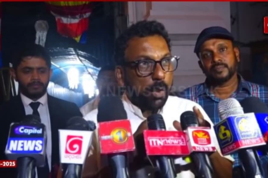 ඔහුටත් ඩොක්ටර් ෂාෆිට මෙන් එල්ල වන්නේ බොරු චෝදනාවක්ද ? පාර්ලිමේන්තු උණුසුම් සිද්ධි ගැන අද ඇසෙන කතාව මෙන්න.