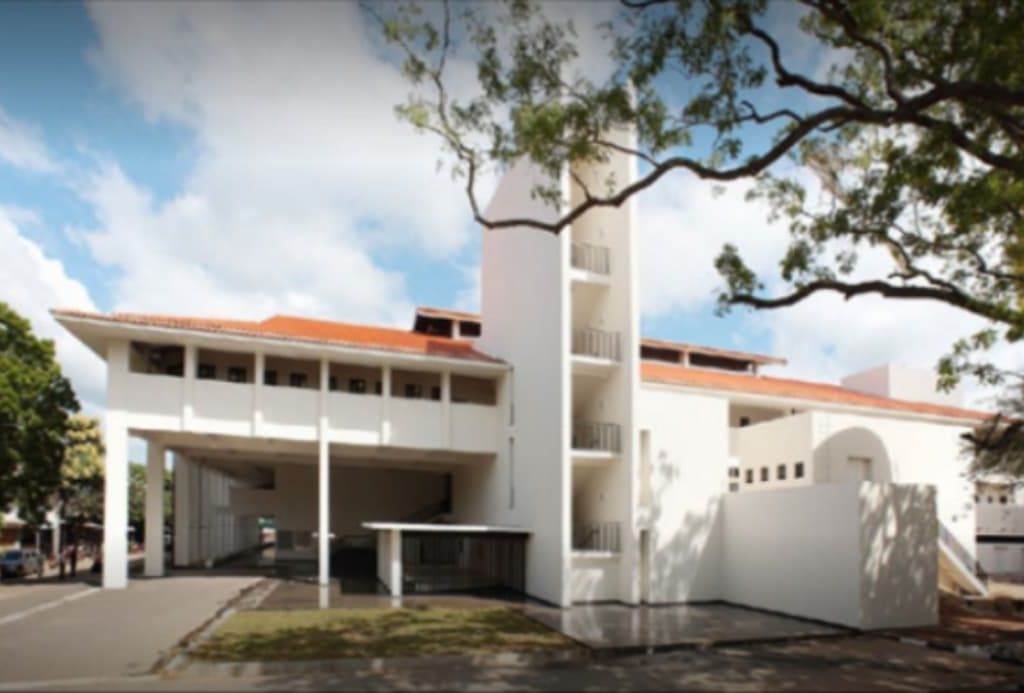 ඔහු කියන්නේ සත්යයක්ද ? රටම කැළඹූ අනුරාධපුර වෛද්යවරියගේ සිද්ධිය ගැන ඇසෙන අලුත් කතාව මෙන්න.