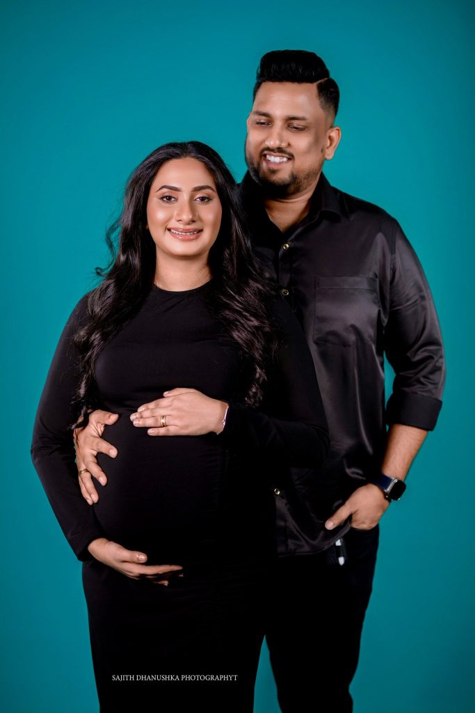 හෙට අපිට “පුතෙක් ද? දුවෙක් ද?” – සමීර වීරවර්ණගේ කැදැල්ලට අලුත් අමුත්තෙක්